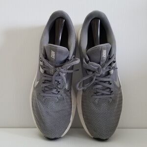 Nike Mens Downshifter 9 AQ7481-001 Gray Running Shoes Lace Up Low Top Size 9.5